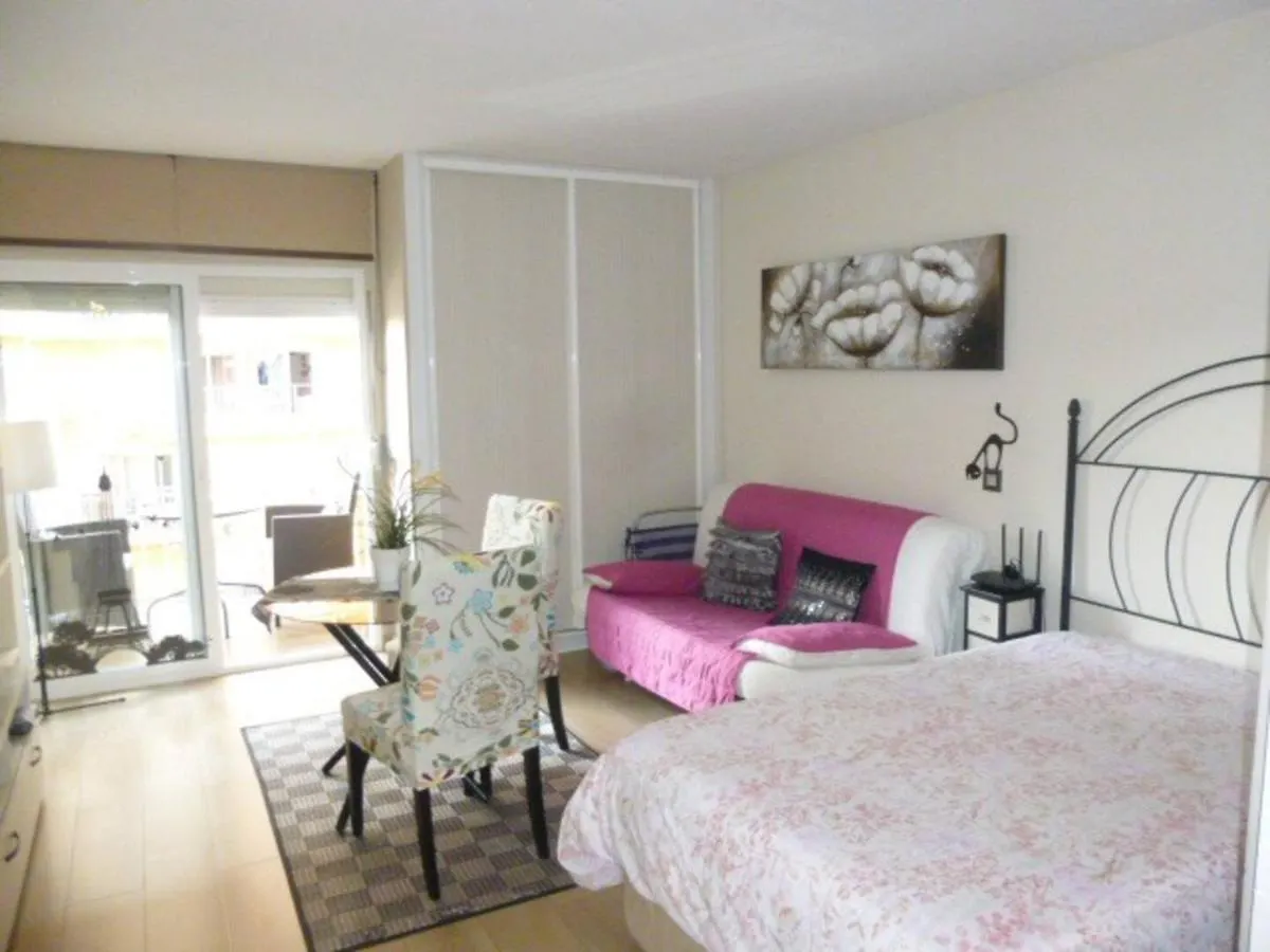Centrico Estudio Con Terraza, Vistas Al Mar, 3 Piscinas Y Recepcion 24H Apartman Benalmádena